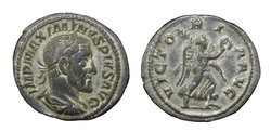 Maximinus_Victoria_Den_Rome.jpg